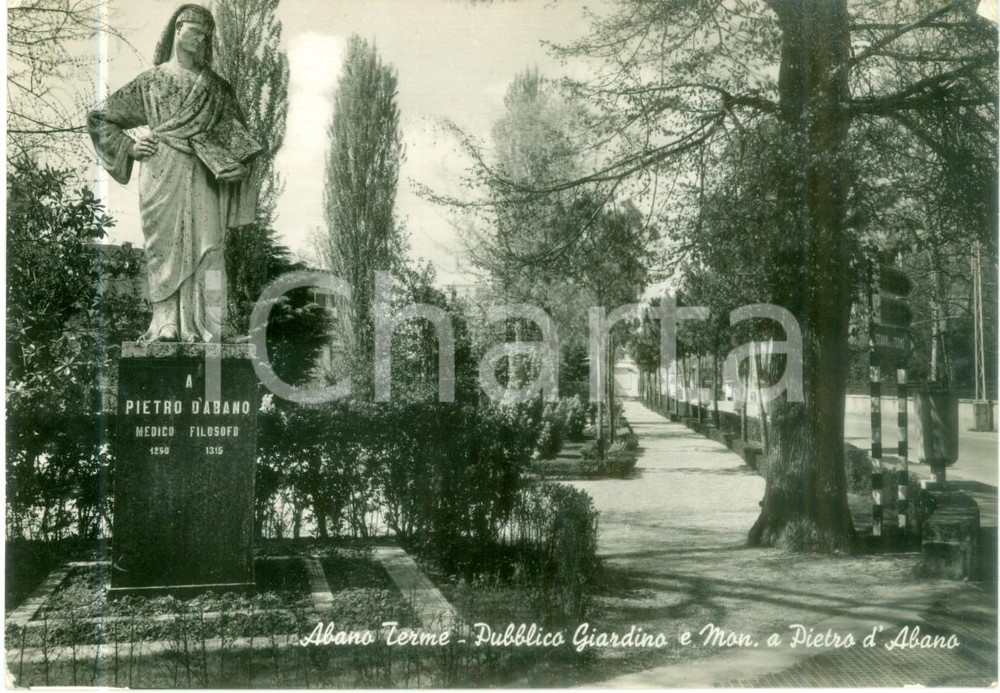 Cartolina originale da collezione 1954 ABANO TERME PD Monumento a Pietro D ABANO ai giardini Cartolina FG VG 1