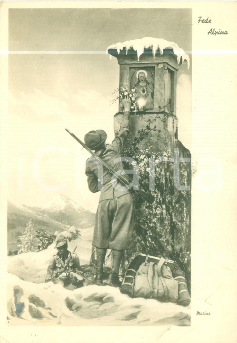 Cartolina originale da collezione 1940 FEDE ALPINA Alpino rende omaggio a un edicola sacra Cartolina FG VG 1
