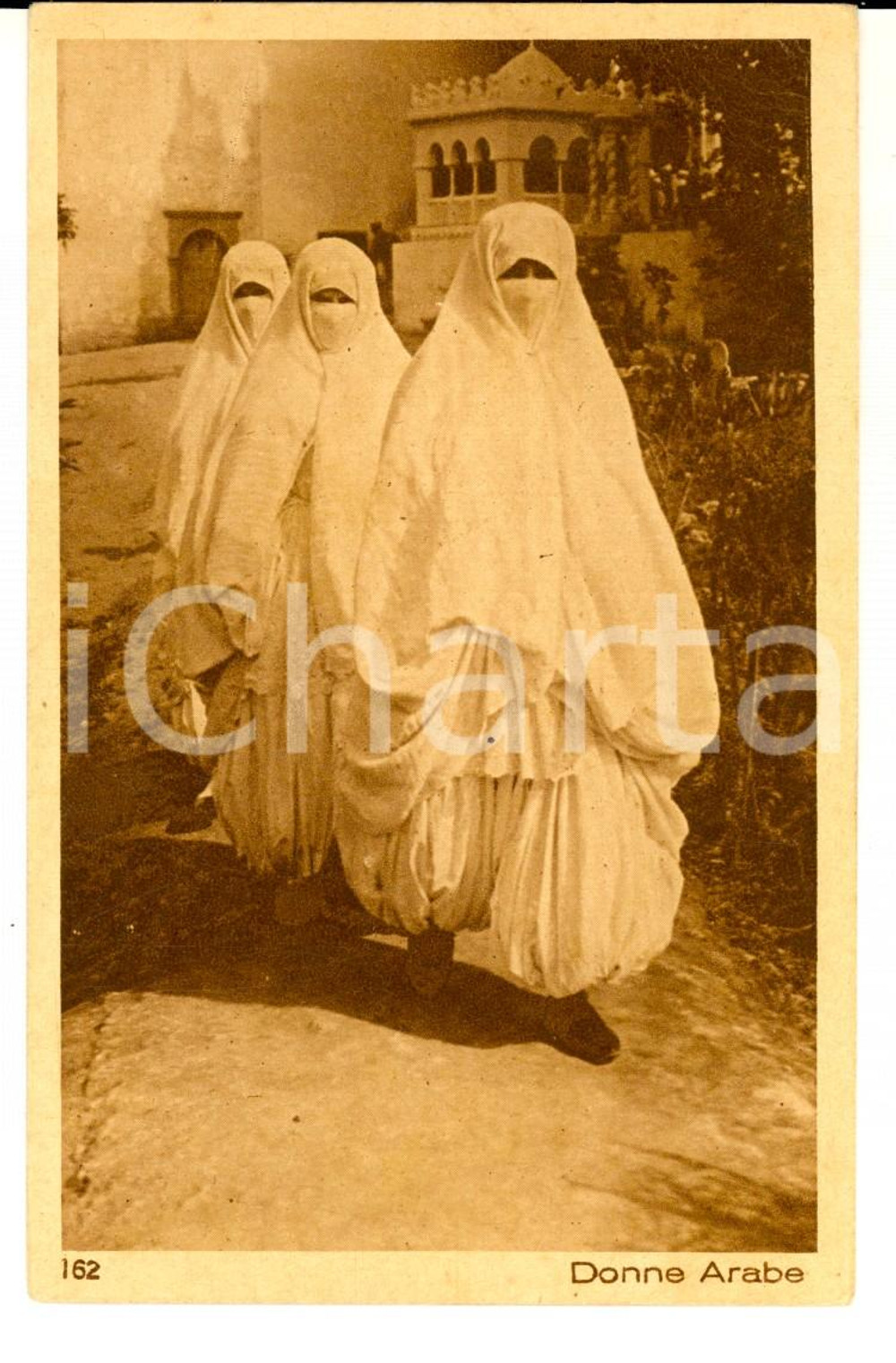 Cartolina originale da collezione 1920 ca COSTUMI AFRICA Donne arabe velate Cartolina postale FP NV 1