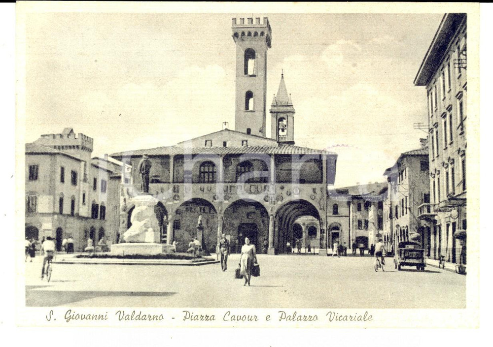 Cartolina originale da collezione 1950 ca SAN GIOVANNI VALDARNO AR Piazza CAVOUR Cartolina ANIMATA FG 1