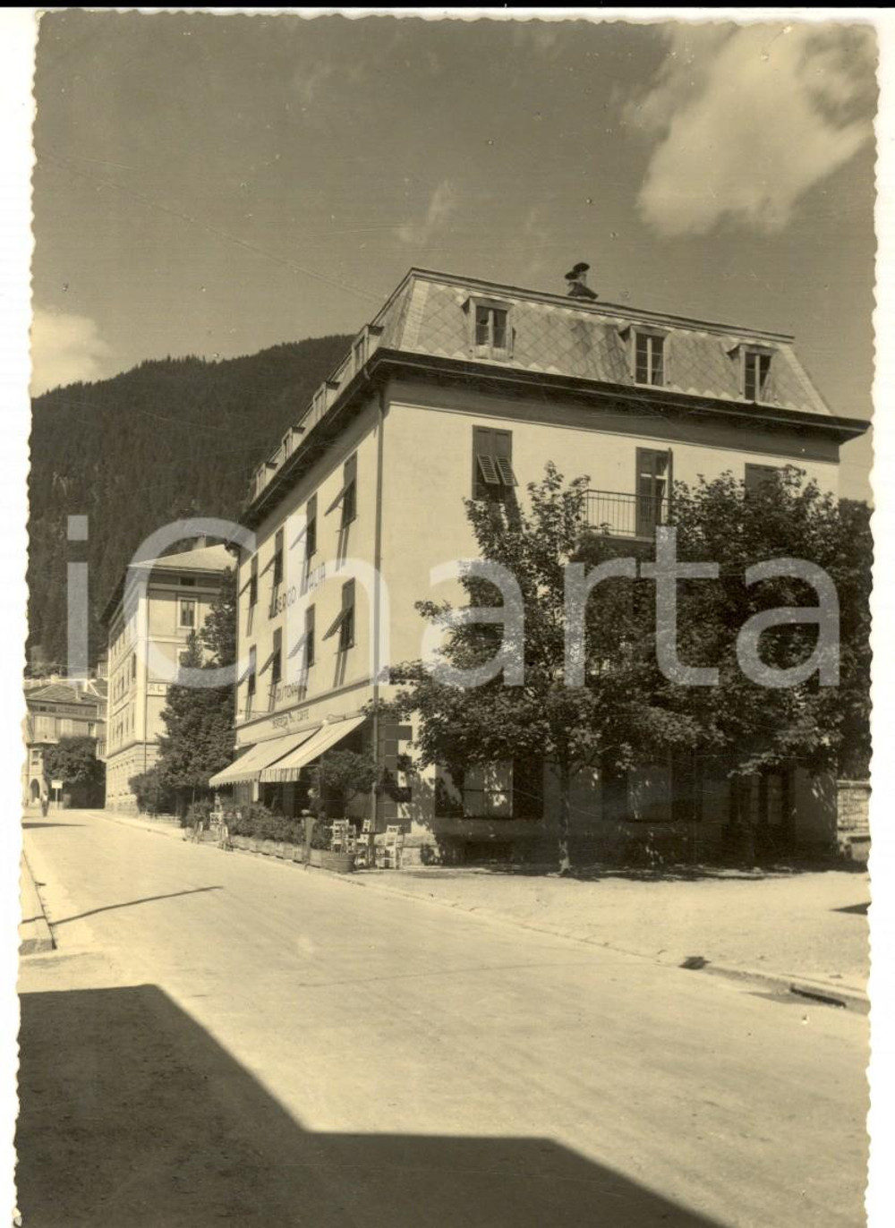 Cartolina originale da collezione 1950 ca PREDAZZO TN Veduta dell ALBERGO ITALIA  Cartolina postale FG NV 1
