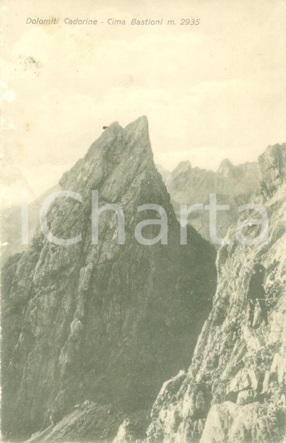 Cartolina originale da collezione 1930 ca CALALZO DI CADORE Scalatore sulla Cima BASTIONI alle DOLOMITI Cartolina 1