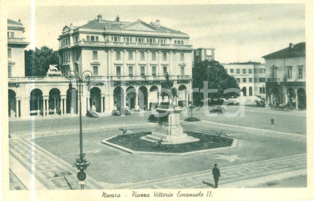 Cartolina originale da collezione 1944 NOVARA Veduta di Piazza Vittorio Emanuele II Cartolina FP VG 1