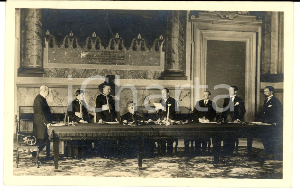 Cartolina originale da collezione 1929 ROMA PATTI LATERANENSI Benito MUSSOLINI legge le Credenziali Cartolina 1