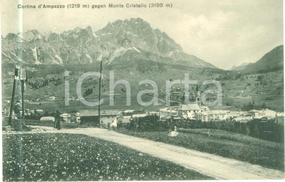Cartolina originale da collezione 1930 ca CORTINA D AMPEZZO Pellegrino sulla via per MONTE CRISTALLO Cartolina FP 1