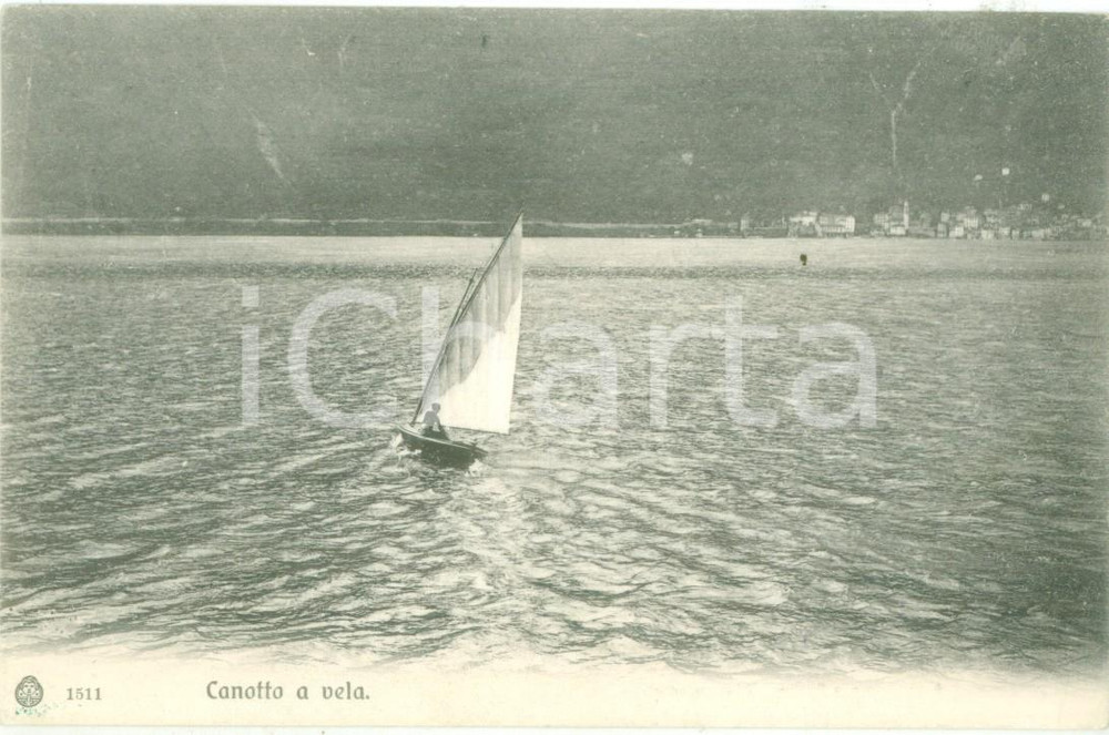 Cartolina originale da collezione 1930 ca LAGO DI COMO Canotto a vela in navigazione Cartolina FP NV 1