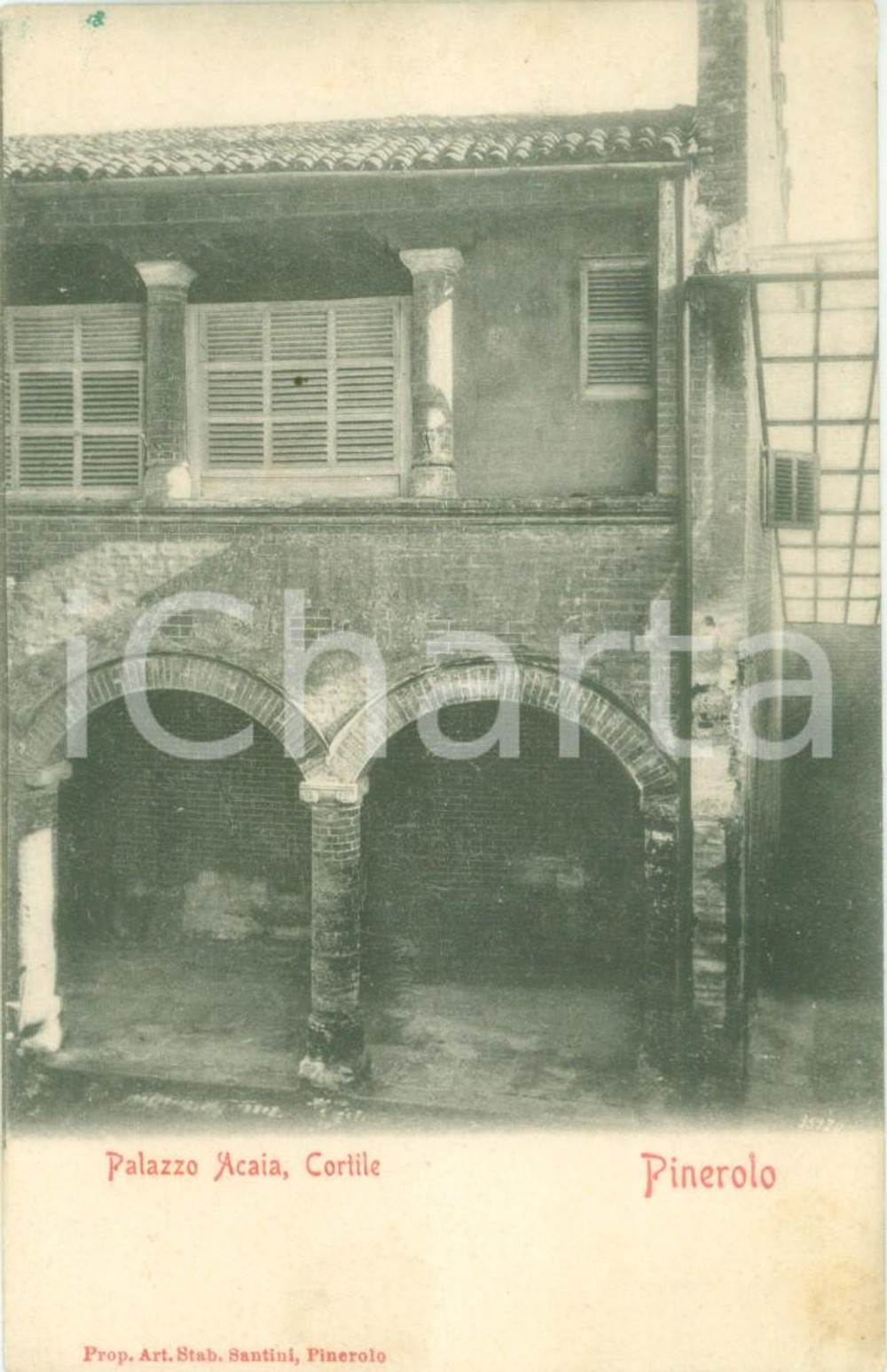 Cartolina originale da collezione 1900 ca PINEROLO TO Cortile di palazzo ACAIA Cartolina FP NV 1