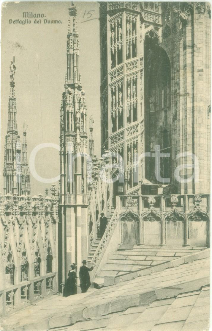 Cartolina originale da collezione 1933 MILANO Turisti a passeggio tra le guglie del DUOMO Cartolina FP VG 1