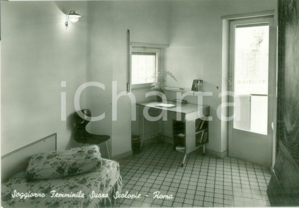 Cartolina originale da collezione 1955 ca ROMA Soggiorno femminile SUORE SCOLOPIE Stanza da letto Cartolina FG NV 1
