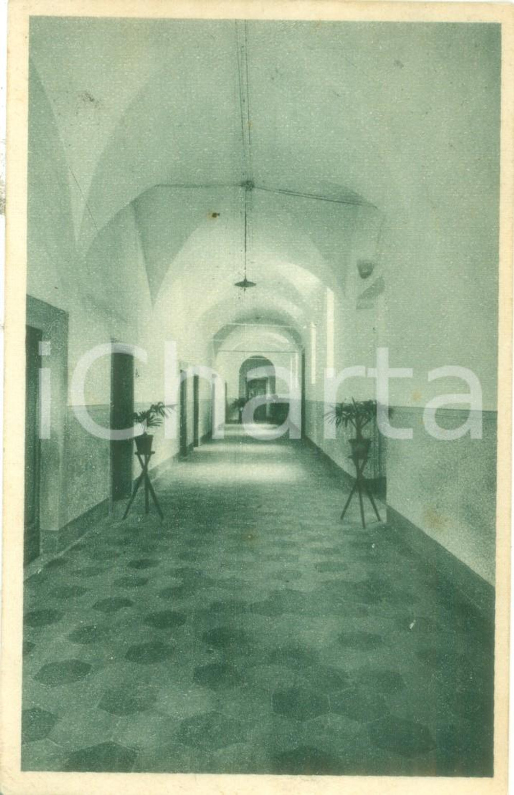 Cartolina originale da collezione 1951 PONTREMOLI MS Un corridoio del seminario Cartolina FP VG 1