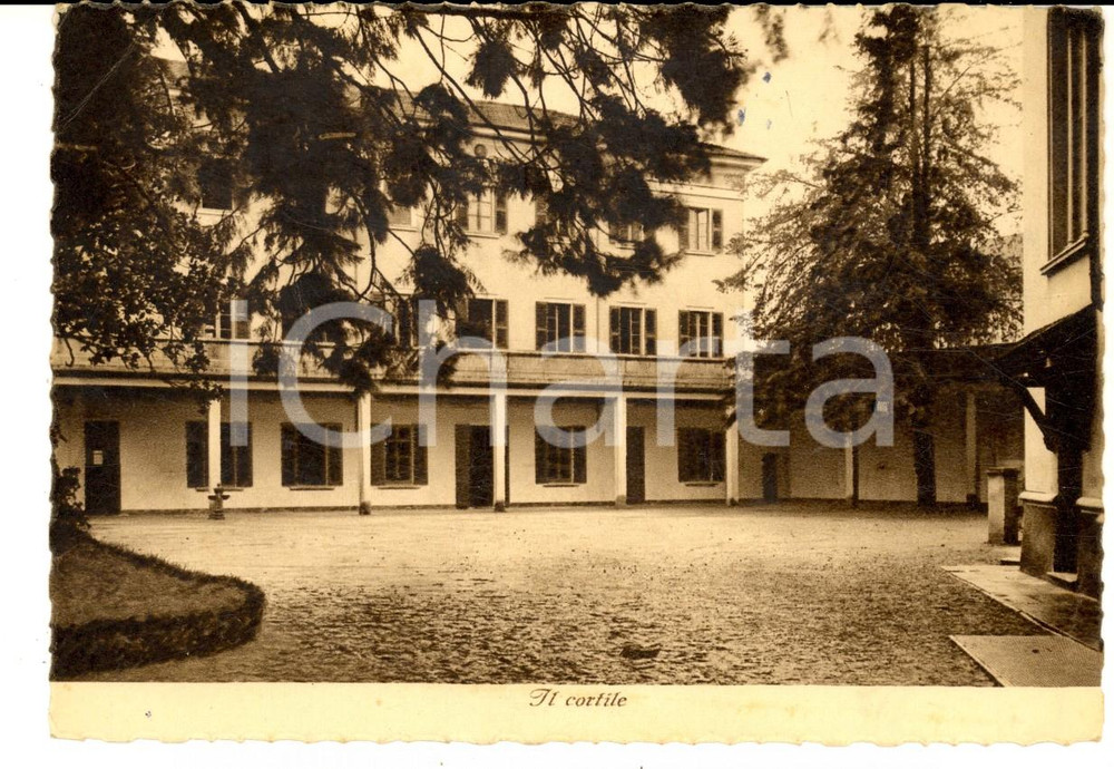 Cartolina originale da collezione 1955 VARESE Istituto Salesiano Tullio MARONI  Cortile Cartolina FG VG 1