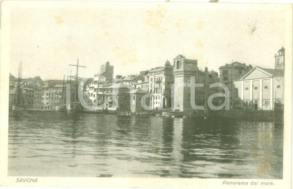 Cartolina originale da collezione 1930 ca SAVONA Panorama dal mare con velieri Cartolina FP NV 1