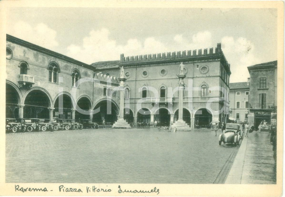 1934 RAVENNA Piazza Vittorio Emanuele con automobili *Cartolina FG NV