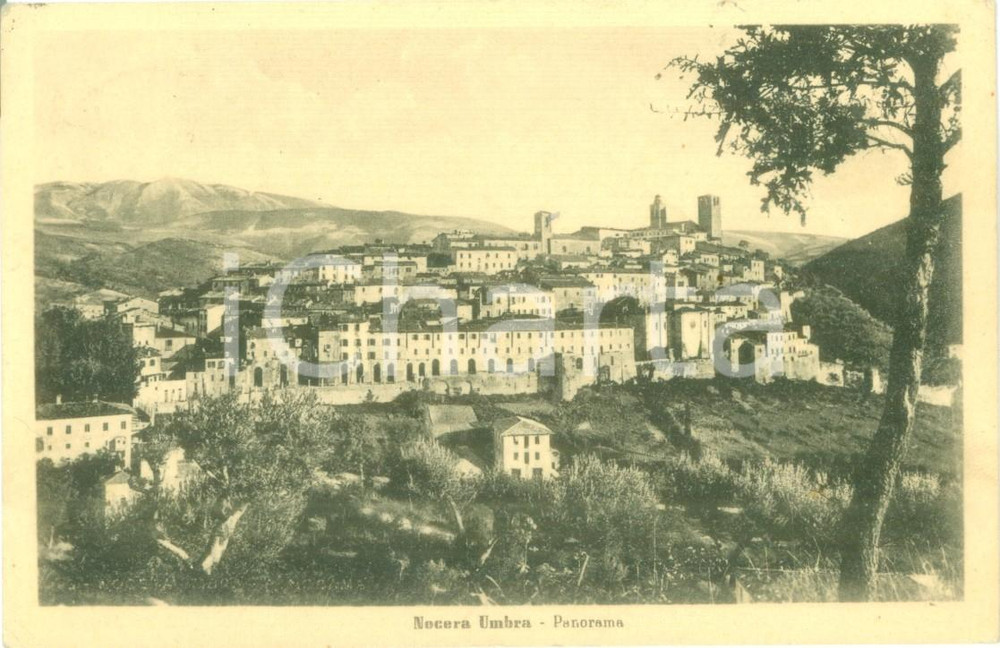 Cartolina originale da collezione 1949 NOCERA UMBRA PG Panorama generale della Rocca Cartolina FP VG 1