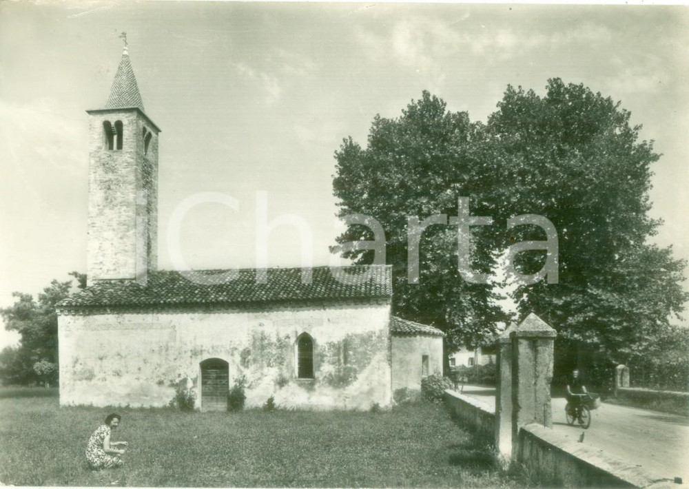 Cartolina originale da collezione 1955 ROMAGNANO SESIA NO ? Chiesetta in campagna Cartolina ANIMATA FG VG 1