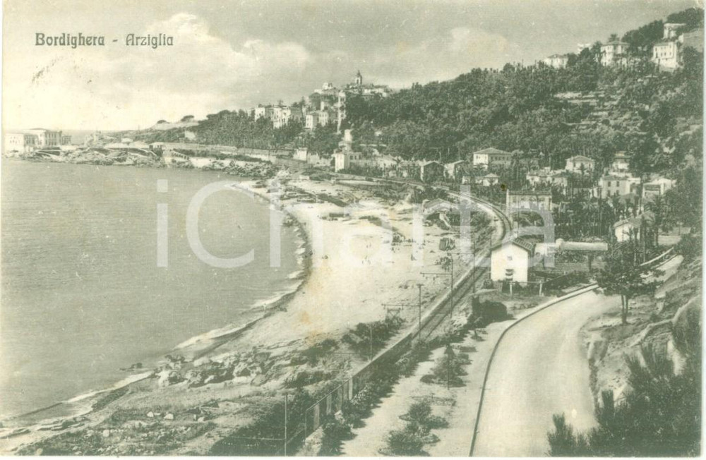 Cartolina originale da collezione 1937 BORDIGHERA IM Panorama della spiaggia di ARZIGLIA Cartolina FP VG 1