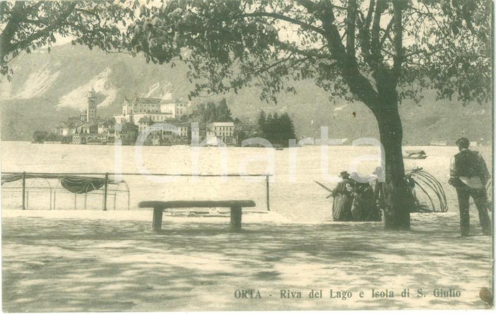 Cartolina originale da collezione 1918 ORTA SAN GIULIO NO Anziani sul Lago con batell e Isola Cartolina FP VG 1