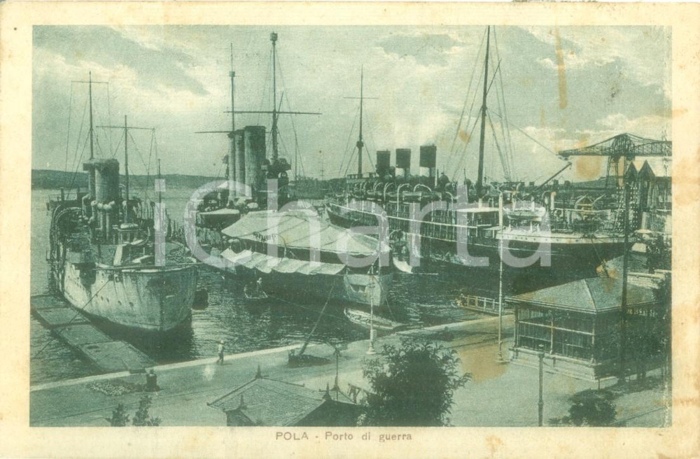 Cartolina originale da collezione 1928 POLA CROAZIA Piroscafi al porto di guerra Cartolina FP VG 1