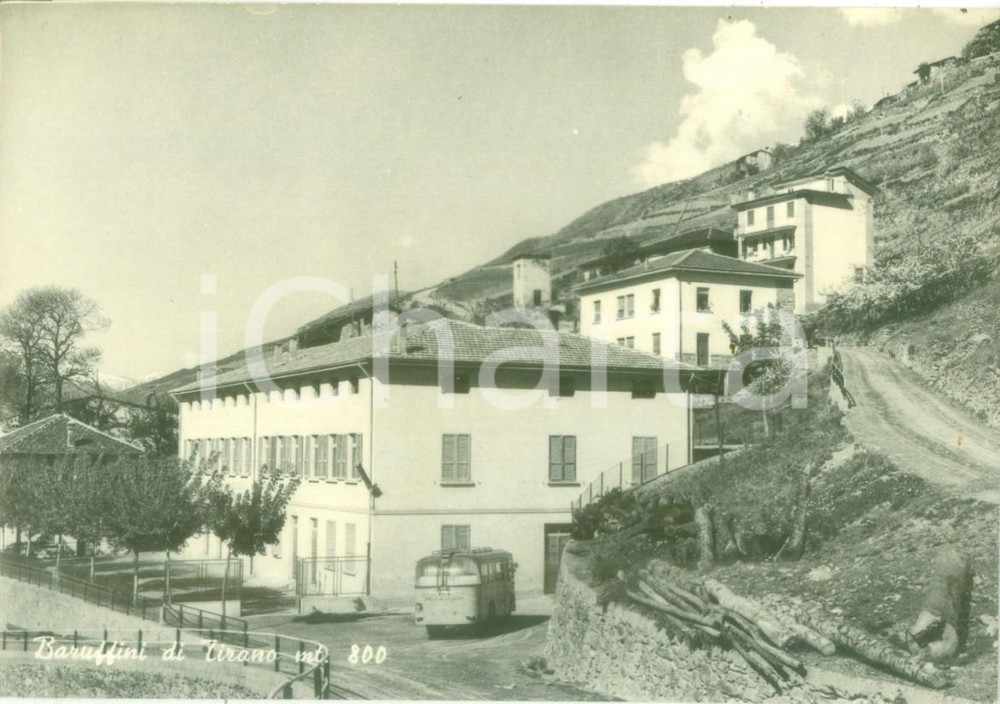 Cartolina originale da collezione 1965 ca TIRANO SO Corriera in viaggio a BARUFFINI Cartolina FG NV 1
