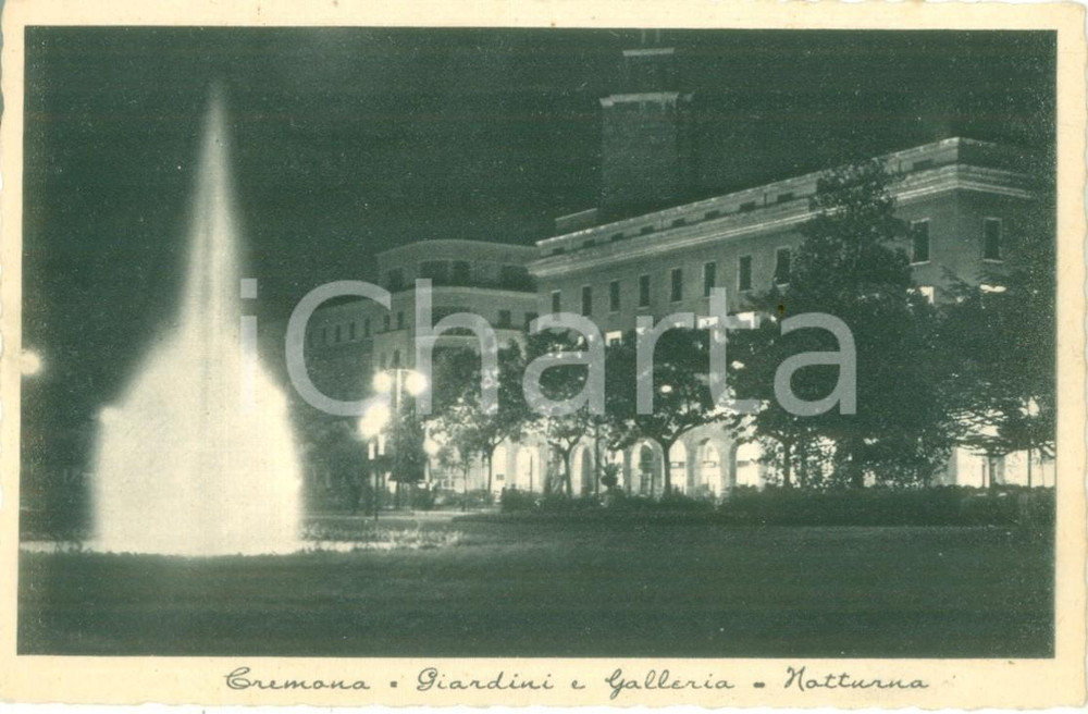 Cartolina originale da collezione 1941 CREMONA Giardini e Galleria in notturna Cartolina postale FP NV 1