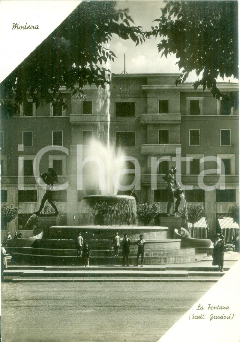 Cartolina originale da collezione 1965 ca MODENA La fontana scultore Giuseppe GRAZIOSI Cartolina FG NV 1