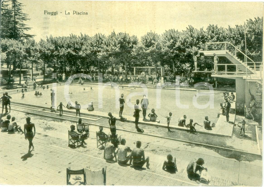 Cartolina originale da collezione 1962 FIUGGI FR Bagnanti affollano la piscina Cartolina FG VG 1