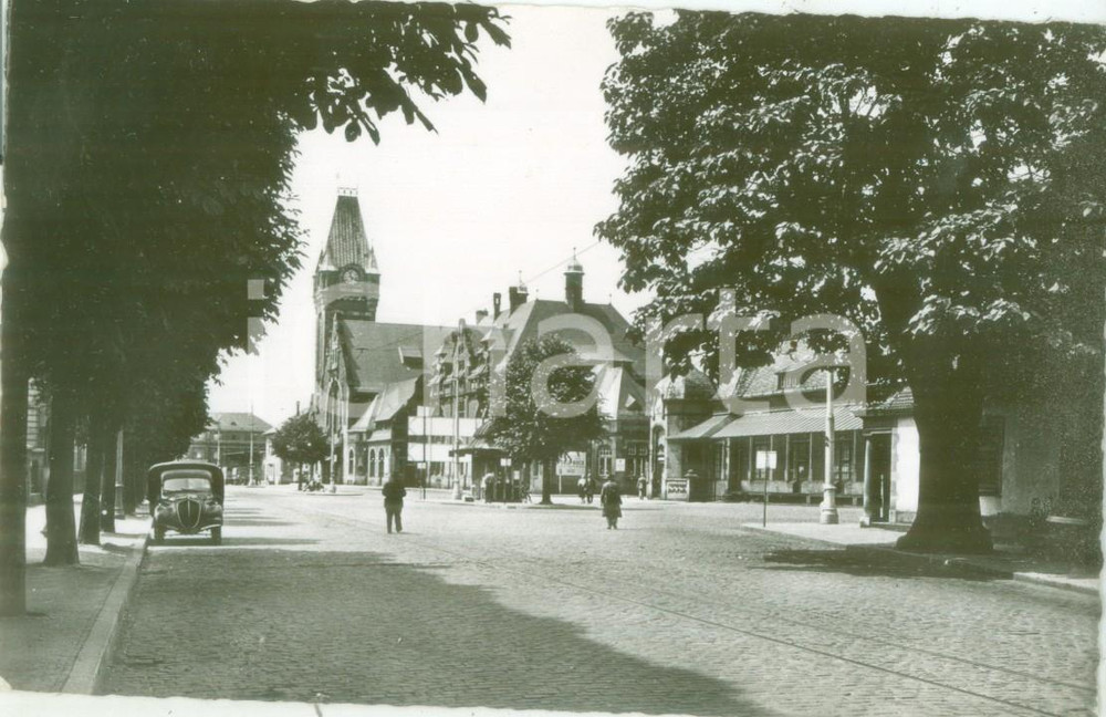 Cartolina originale da collezione 1954 COLMAR FRANCE Furgoncino in Place de la Gare Cartolina ANIMATA FP VG 1