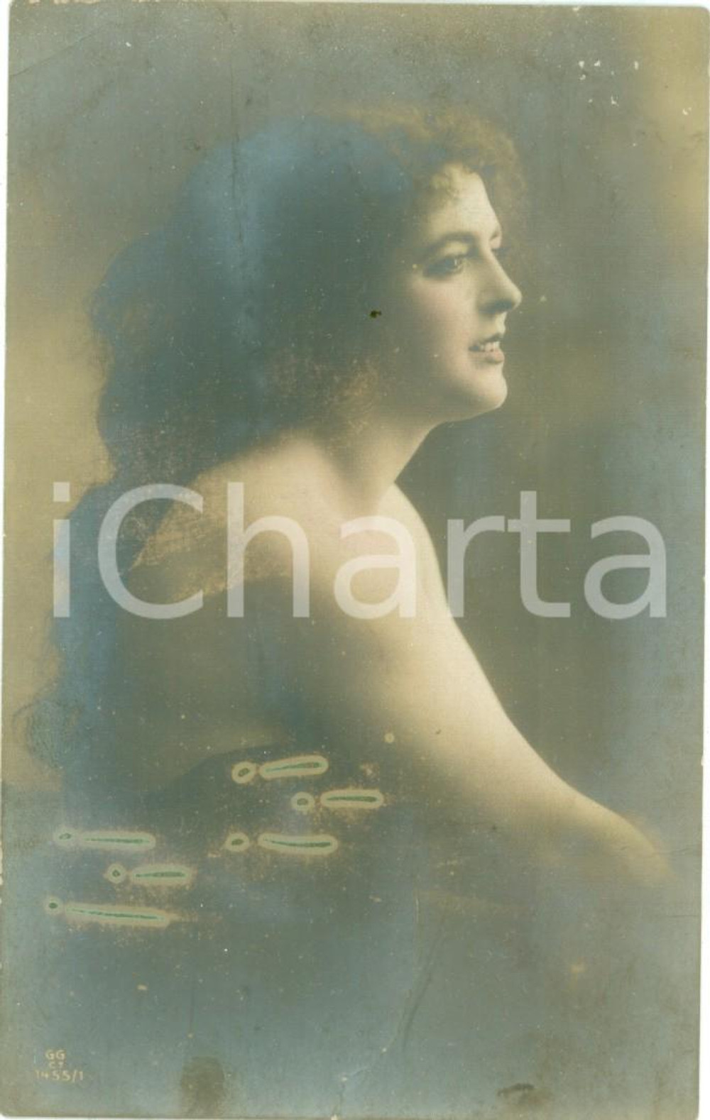 Cartolina originale da collezione 1915 ca COSTUMI Giovane donna Cartolina postale DANNEGGIATA FP NV 1