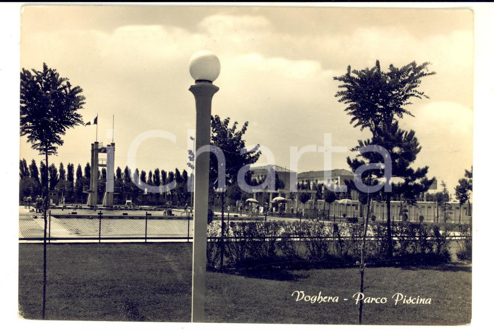 Cartolina originale da collezione 1955 VOGHERA PV Parco della piscina comunale Cartolina postale FG VG 1