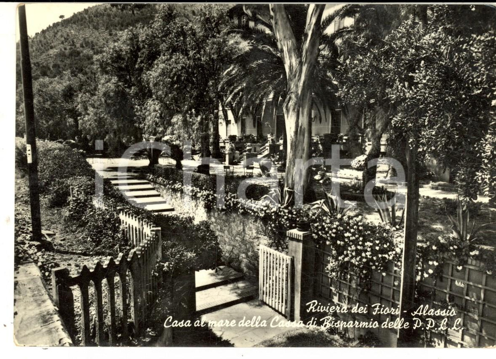 Cartolina originale da collezione 1959 ALASSIO Casa al mare CASSA DI RISPARMIO P.P.L.L. Giardino Cartolina FG VG 1