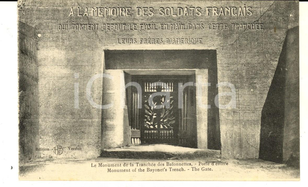 Cartolina originale da collezione 1920 ca DOUAUMONT Monument à la Tranchée des Baionnettes  Entrée Carte postale 1