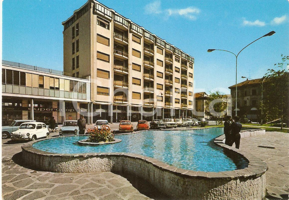 Cartolina originale da collezione 1965 ca BUSTO ARSIZIO VA Piazza San Michele e SUPERCOOP Cartolina FG NV 1
