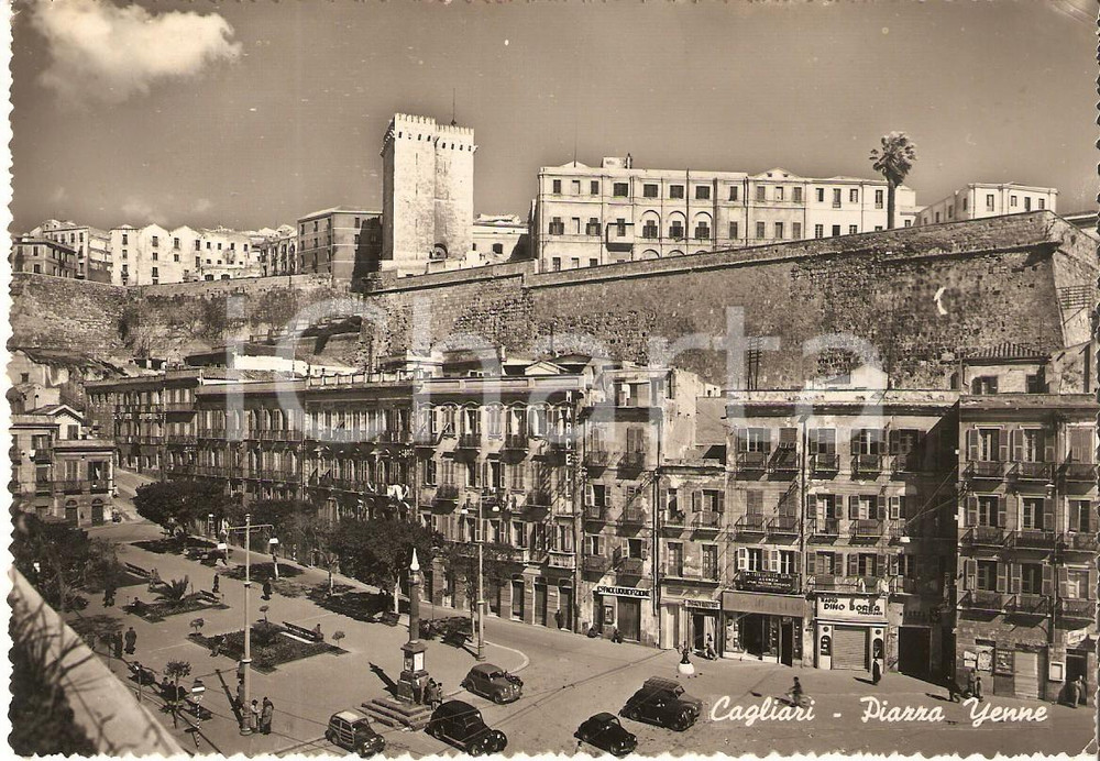 1952 CAGLIARI Agenzia La Tutelatrice Sarda in piazza YENNE *Cartolina FG VG