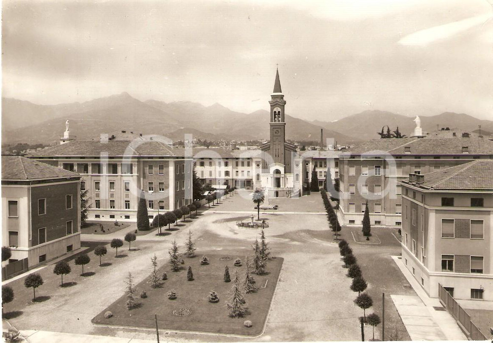 Cartolina originale da collezione 1958 BIELLA Istituto COTTOLENGO Panorama con parco Cartolina FG VG 1
