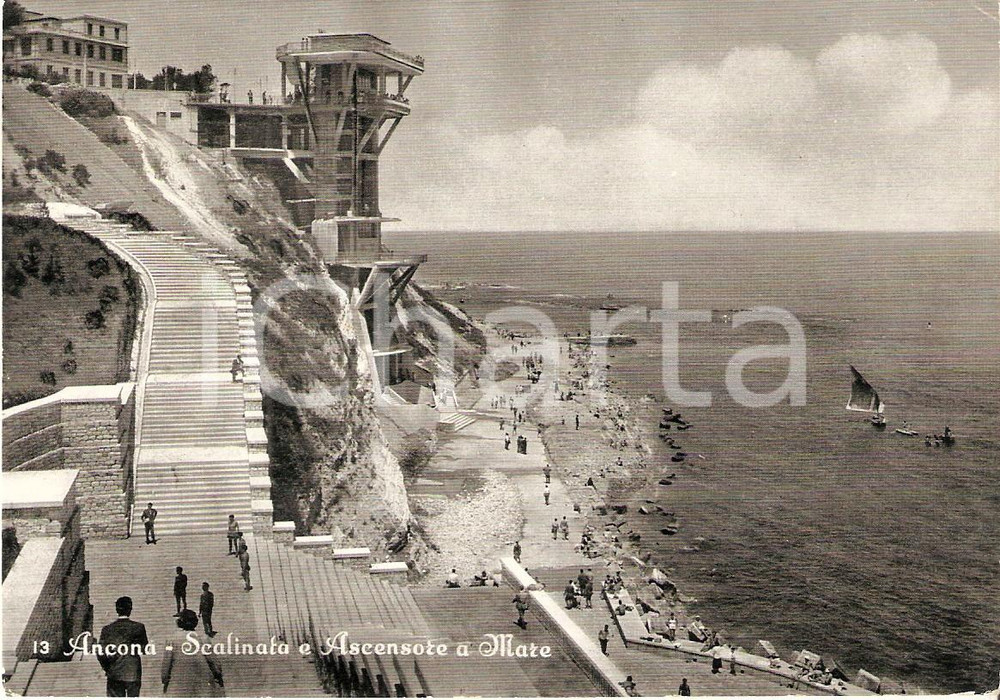 Cartolina originale da collezione 1955 ca ANCONA Scalinata e ascensore a mare Cartolina FG VG 1