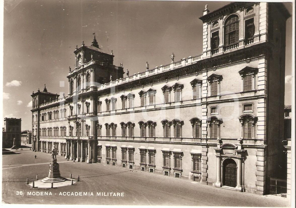 Cartolina originale da collezione 1951 MODENA Accademia Militare Panorama Cartolina FG VG 1