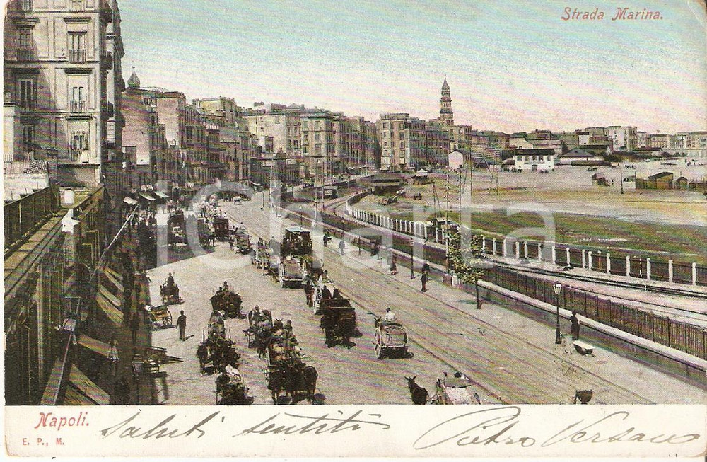 Cartolina originale da collezione 1900 ca NAPOLI Strada Marina invasa dalle carrozze Cartolina FP VG 1