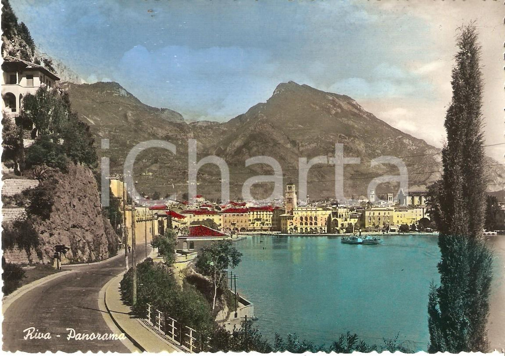 Cartolina originale da collezione 1955 ca RIVA DEL GARDA Battello attraversa il Lago di Garda Cartolina FG NV 1