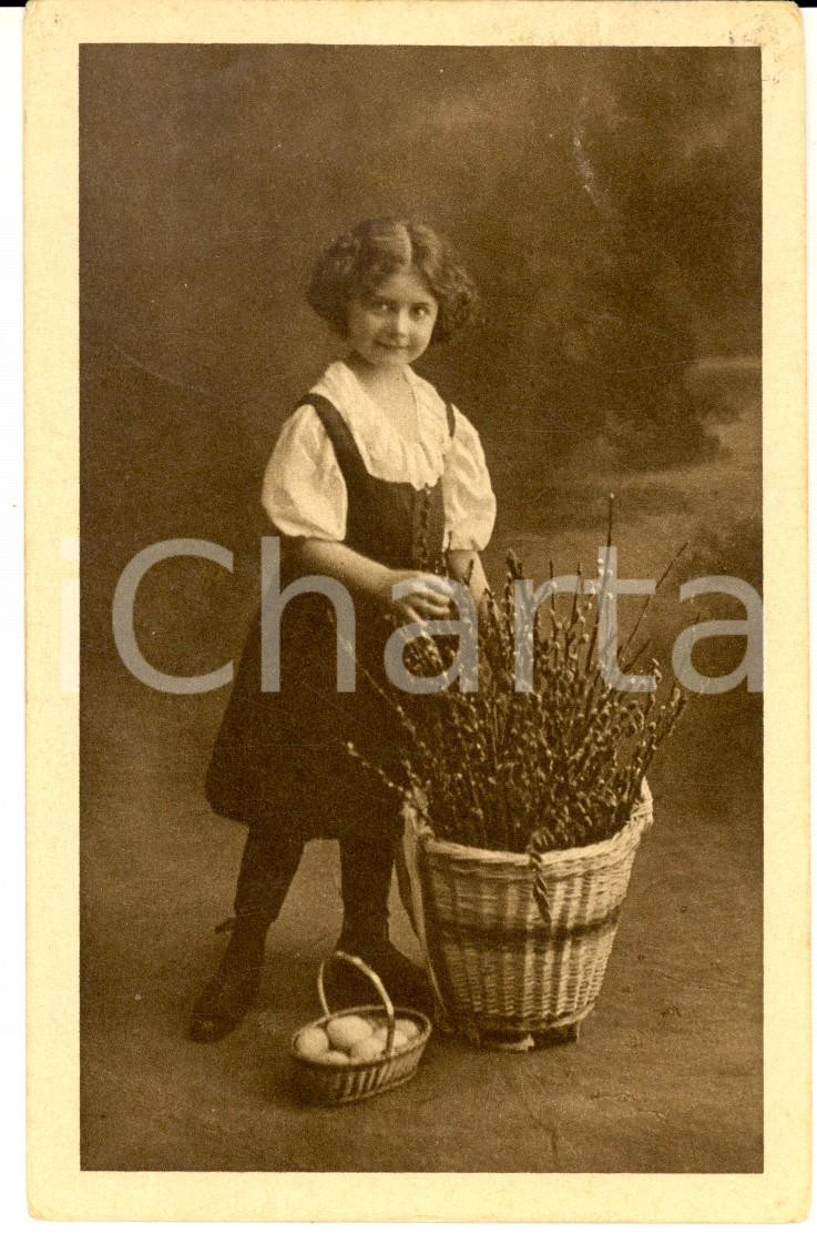 Cartolina originale da collezione 1914 COSTUMI Bambina con cesto di rami fioritiCartolina postale VINTAGE FP VG 1