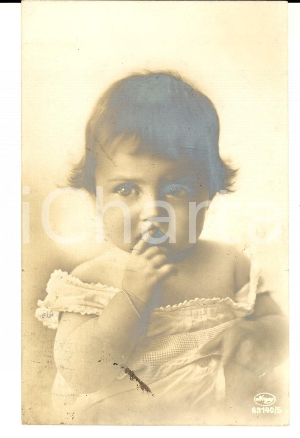 1929 INFANZIA Bambina con abitino di pizzo *Cartolina postale VINTAGE FP