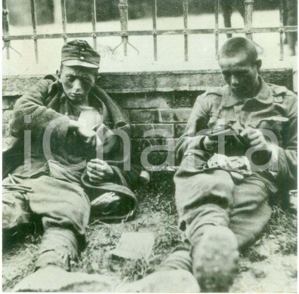 Fotografia d epoca originale 1940 ca WW2 FRONTE ORIENTALE  Prigionieri sovietici Fotografia 1