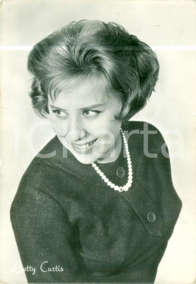 Cartolina originale da collezione 1955 ca MUSICA LEGGERA Cantante Betty CURTIS Cartolina FG NV 1