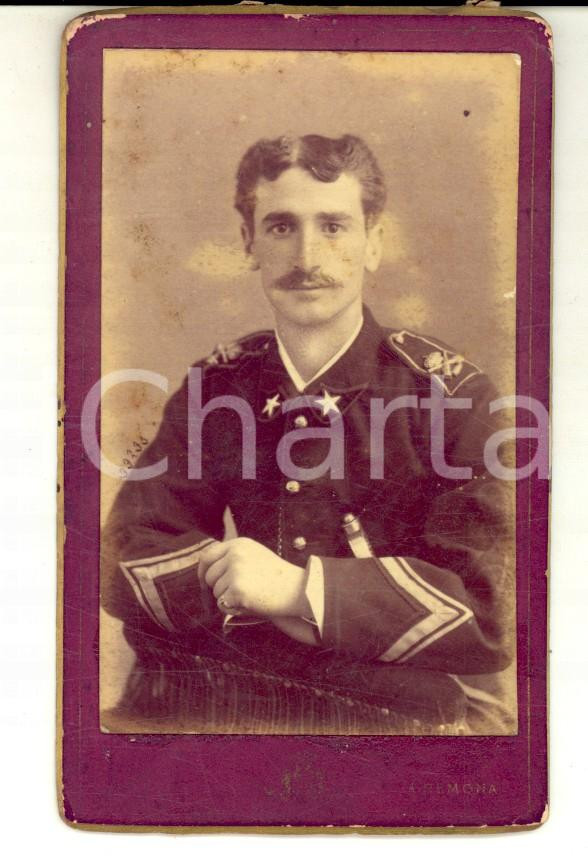 Fotografia d epoca originale 1890 ca REGIO ESERCITO CREMONA Ritratto di ufficiale Foto Aurelio BETRI 1