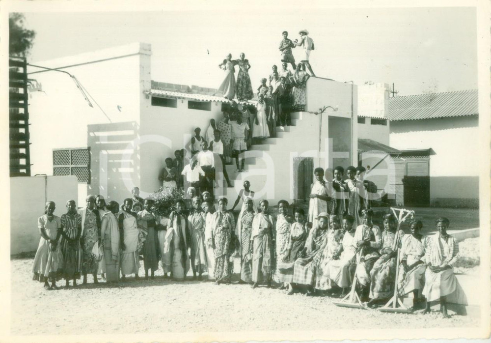 Fotografia d epoca originale 1940 ca AFGOI SOMALIA Operai e operaie del cotonificio Fotografia 1