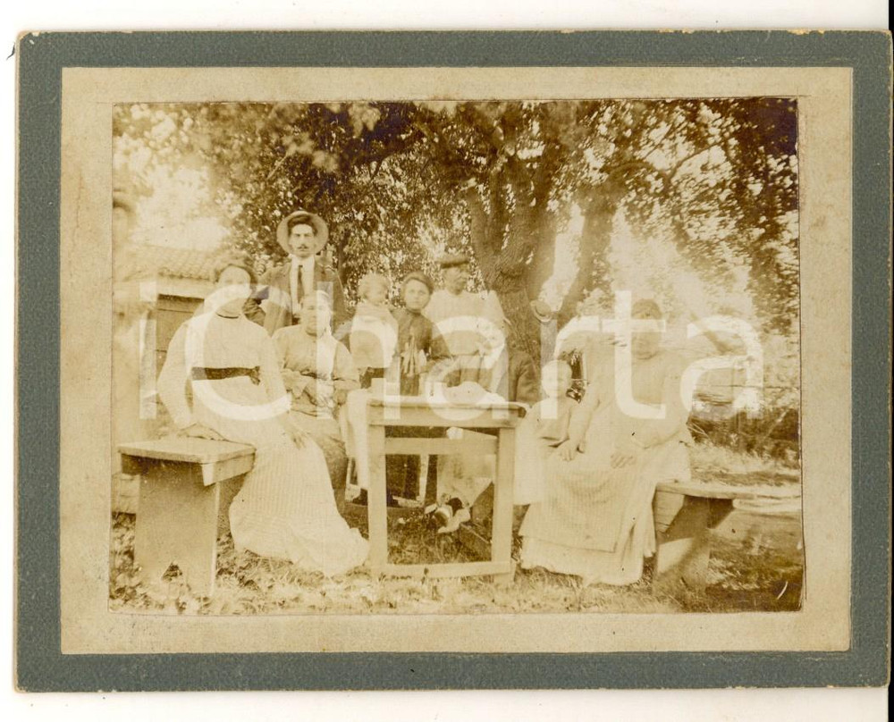 Fotografia d epoca originale 1910 ca FRANCIA ? Una festa di compleanno in campagna Foto VINTAGE 13x10 1