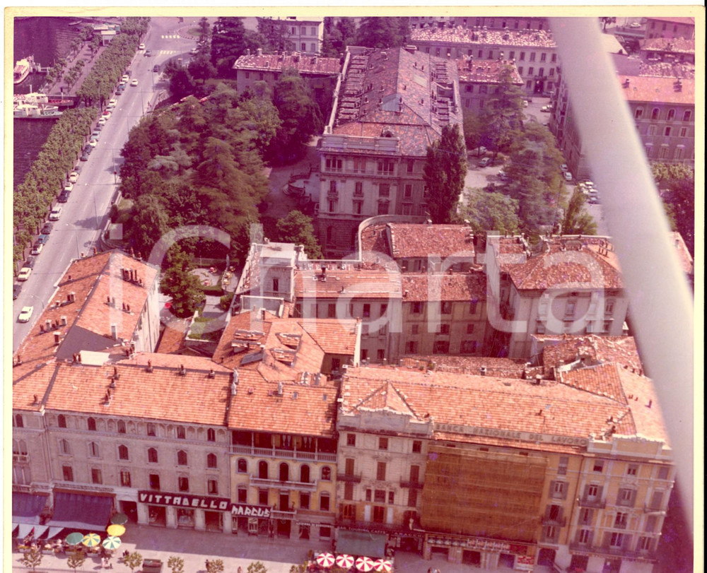Fotografia d epoca originale 1970 ca COMO Veduta aerea con piazza CAVOUR e sede BNL Foto ARTISTICA 24x20 cm 1