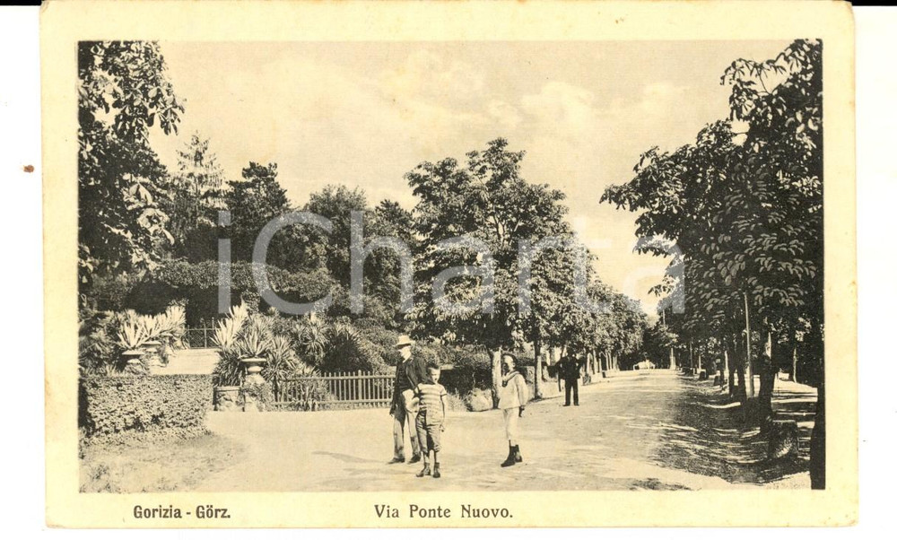 Cartolina originale da collezione 1916 GORIZIA Via Ponte Nuovo Cartolina postale ANIMATA bambini FP 1