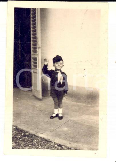 Fotografia d epoca originale 1940 ca VARESE Ritratto di un balilla in divisa Foto VINTAGE 5x7 cm 1