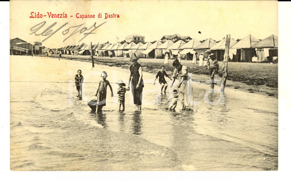 Cartolina originale da collezione 1907 VENEZIA LIDO Capanne di destra Cartolina ANIMATA bambini FP VG 1