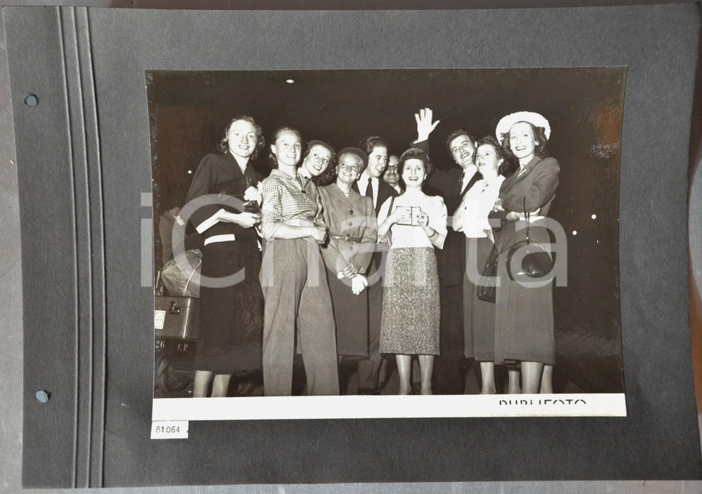 Fotografia d epoca originale 1950 EDINBURGH Tournee TEATRO ALLA SCALA Artisti in partenza per Londra Foto 1